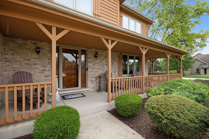 Property Photo:  1223 Leinster Drive  IL 60439 