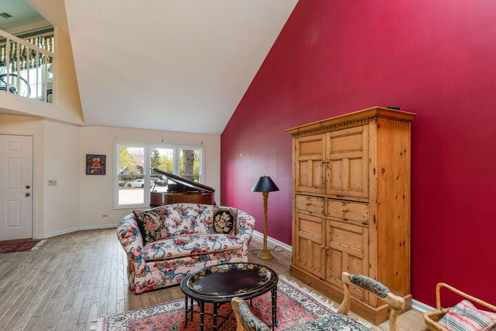 Property Photo: 145 Willow Parkway IL 60089