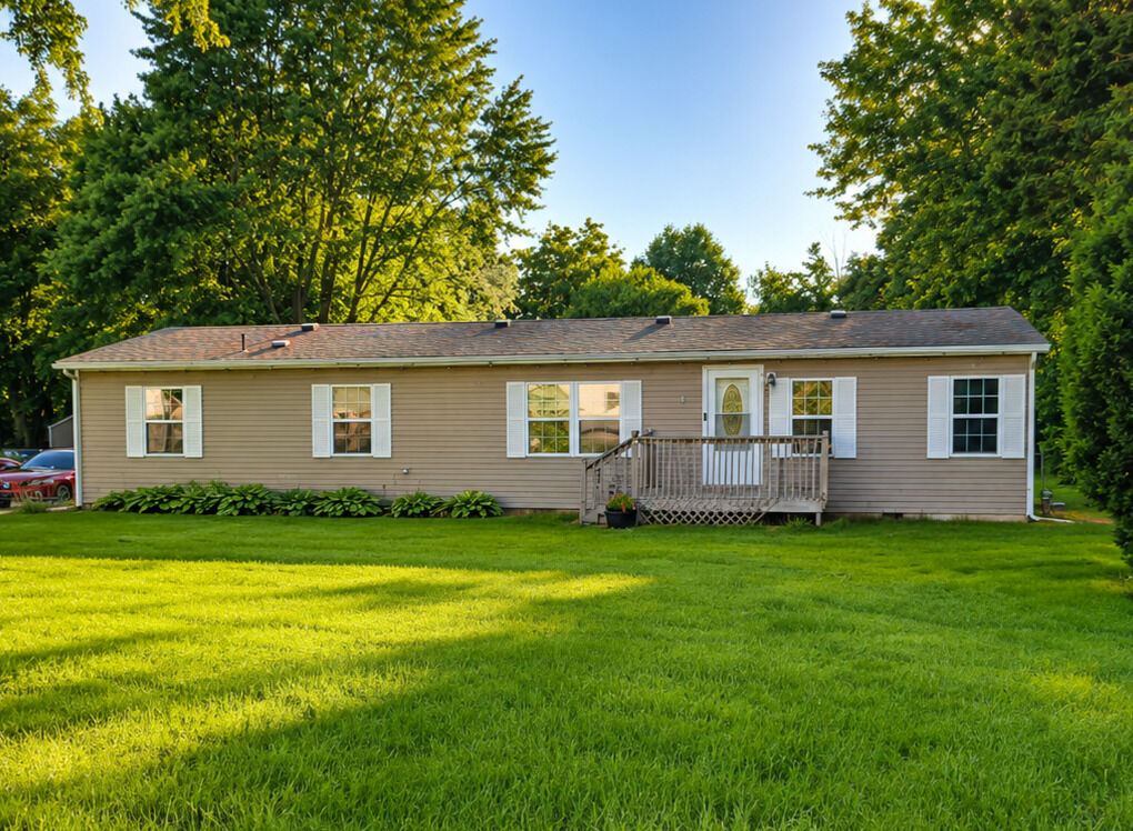 Property Photo:  124 N Office Street  IL 60408 
