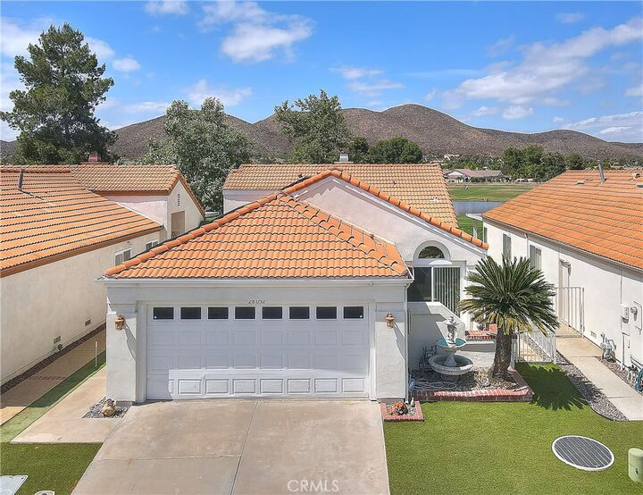 Property Photo:  28052 Palm Villa  CA 92584 