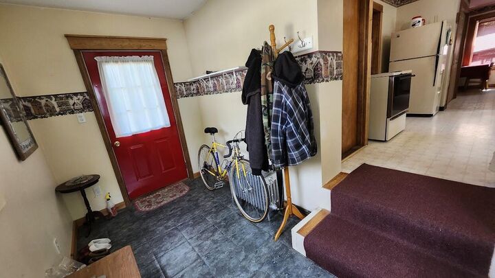 Property Photo:  28 Eastland Avenue  ME 04462 