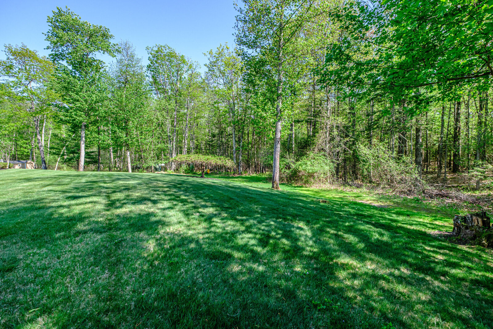 Property Photo: 18 Herrick Road ME 04038