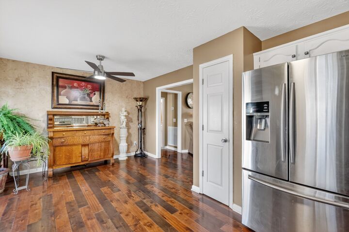 Property Photo:  105 Hunterwood Dr  TN 37188 