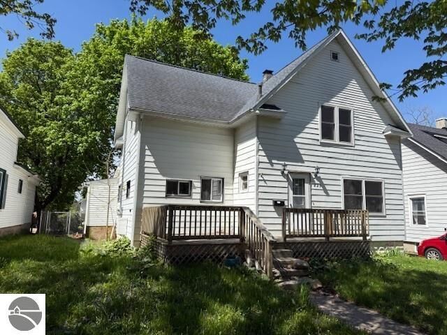 Property Photo: 825 Wallace Street MI 49601