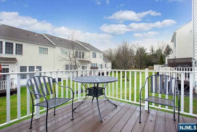 Property Photo:  47 Mulberry Court  NJ 07652 