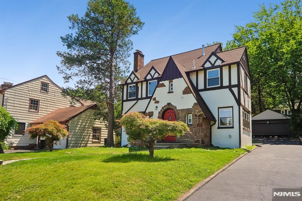 Property Photo: 6 Norfolk NJ 07040
