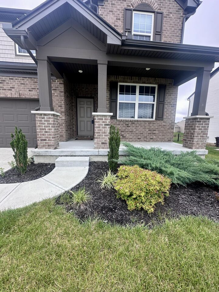 Property Photo:  400 Champagne Lane  KY 41094 