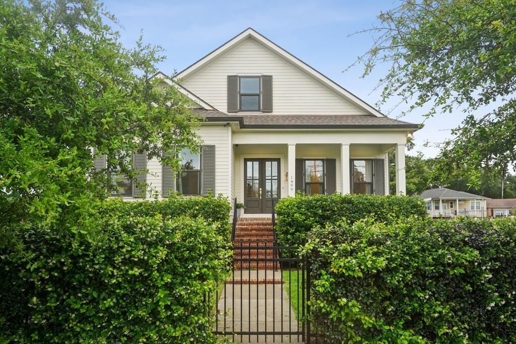 Property Photo:  1499 Prentiss Avenue  LA 70122 