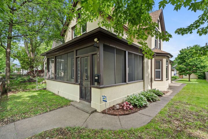 Property Photo: 671 Edmund Avenue MN 55104