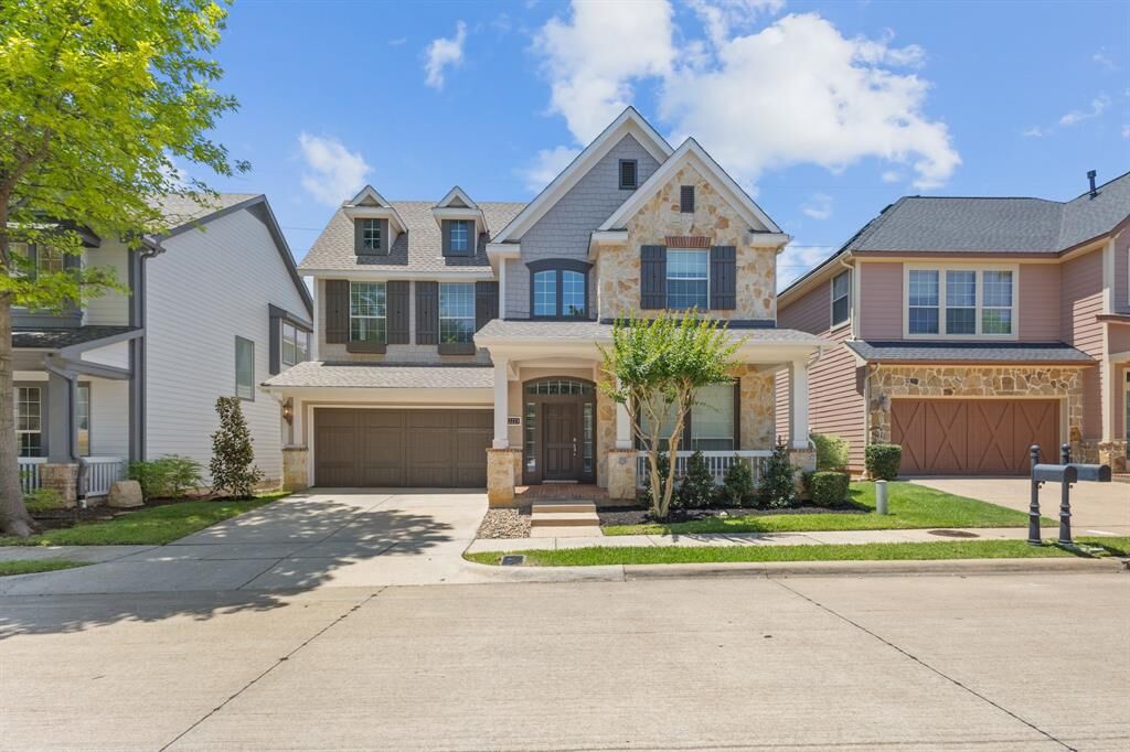 Property Photo:  2223 Grizzly Run Lane  TX 76039 
