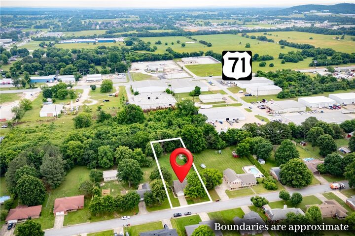 Property Photo: 5765 Walden Street AR 72745