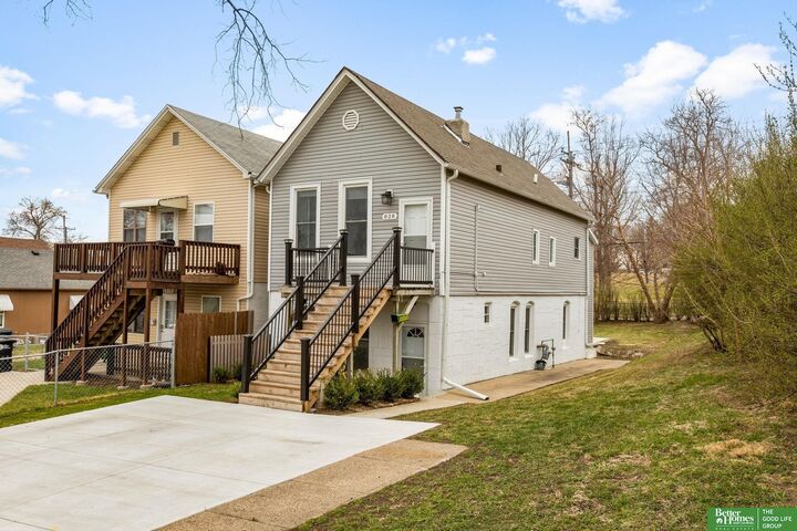 Property Photo:  828 S 21st Street  NE 68108 