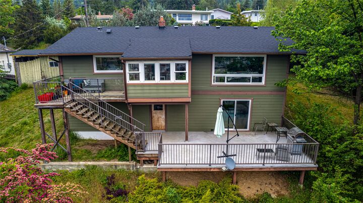 Property Photo: 2025 Catt Avenue BC V0E 2G0