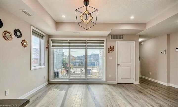 Property Photo:  88 Seabrook Drive  ON N2R 0R7 