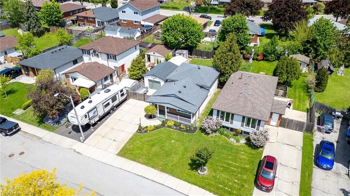 Property Photo: 181 Bellingham Drive ON L8V 4M7