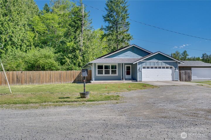 Property Photo: 17403 79th Avenue E WA 98375