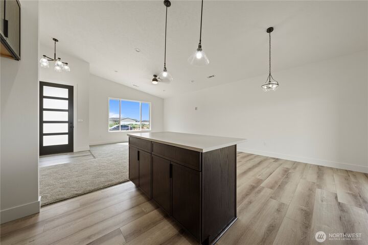 Property Photo: 701 P Street NE WA 98848