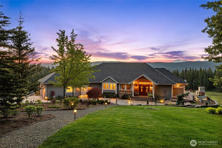 Property Photo: 6521 Upper Peoh Point Road WA 98922