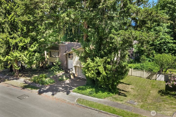 Property Photo: 8108 138th Avenue NE WA 98052