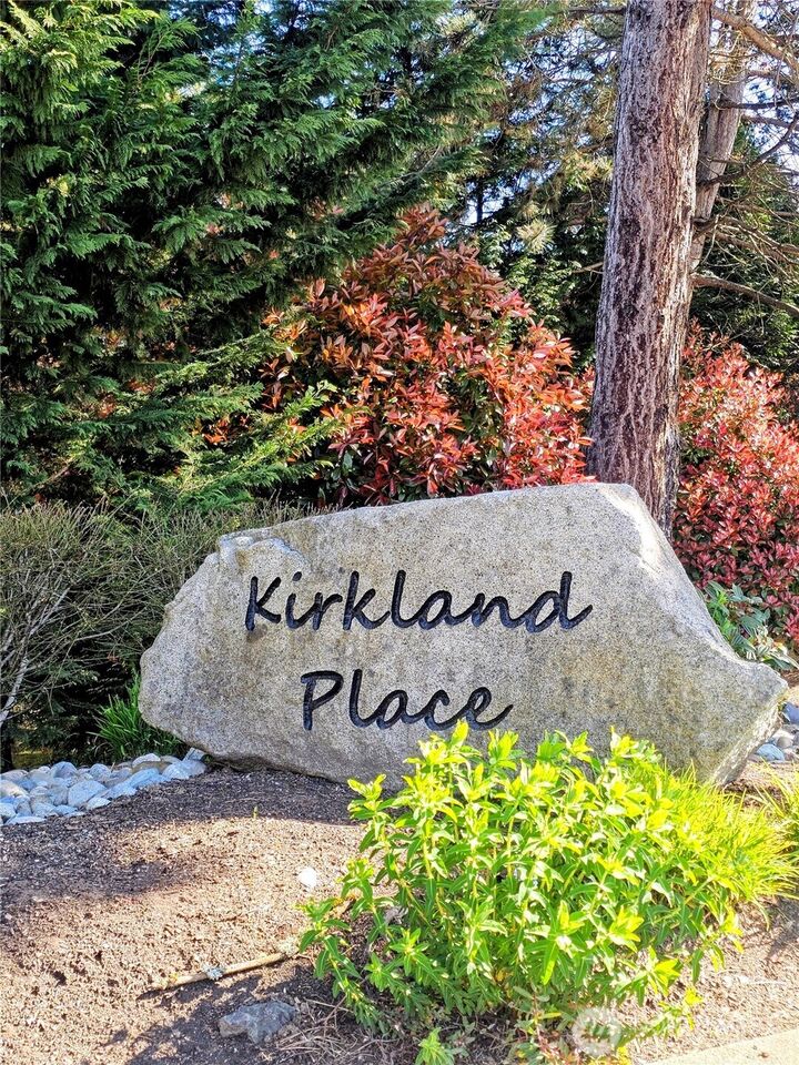 Property Photo:  11114 NE 125th Lane G227  WA 98034 