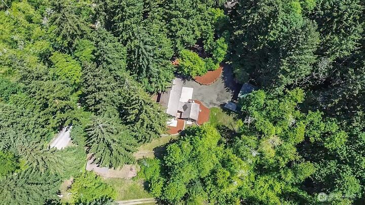 Property Photo: 13336 Sunset Heights Lane SE WA 98589