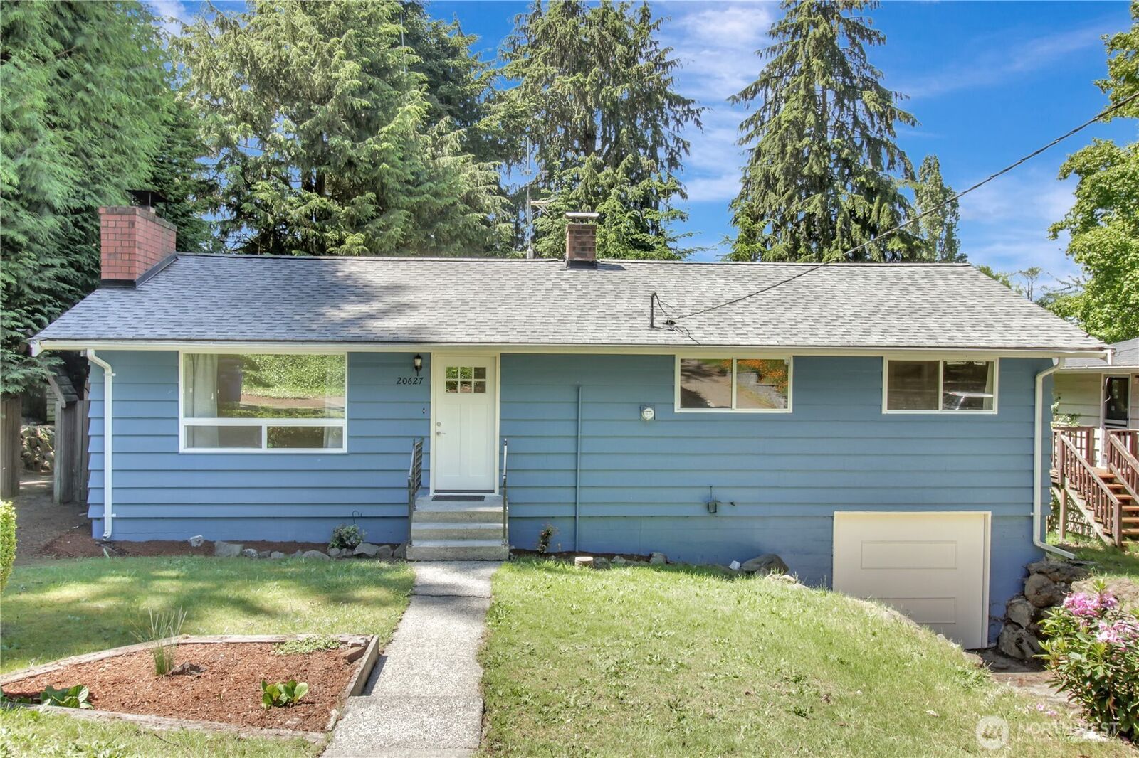Property Photo:  20627  7th Avenue S  WA 98198 