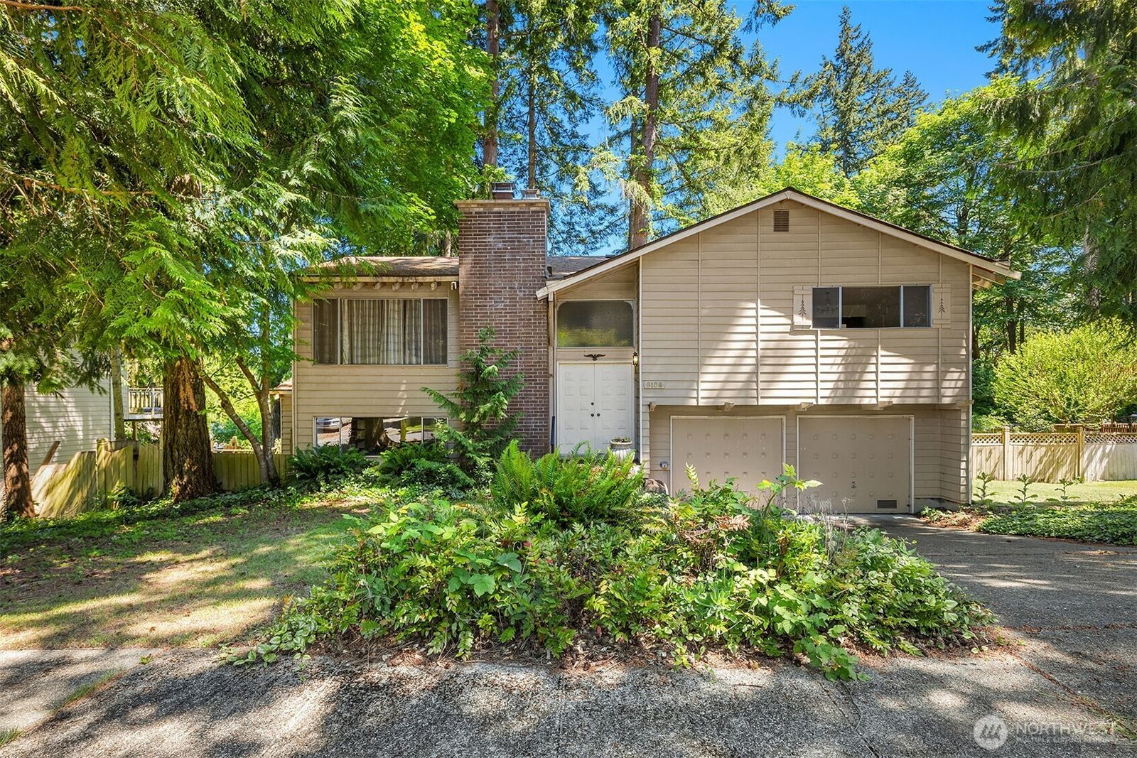 Property Photo:  8108  138th Avenue NE  WA 98052 