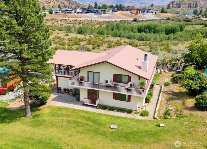 Property Photo:  81  Golf Course Drive  WA 98846 