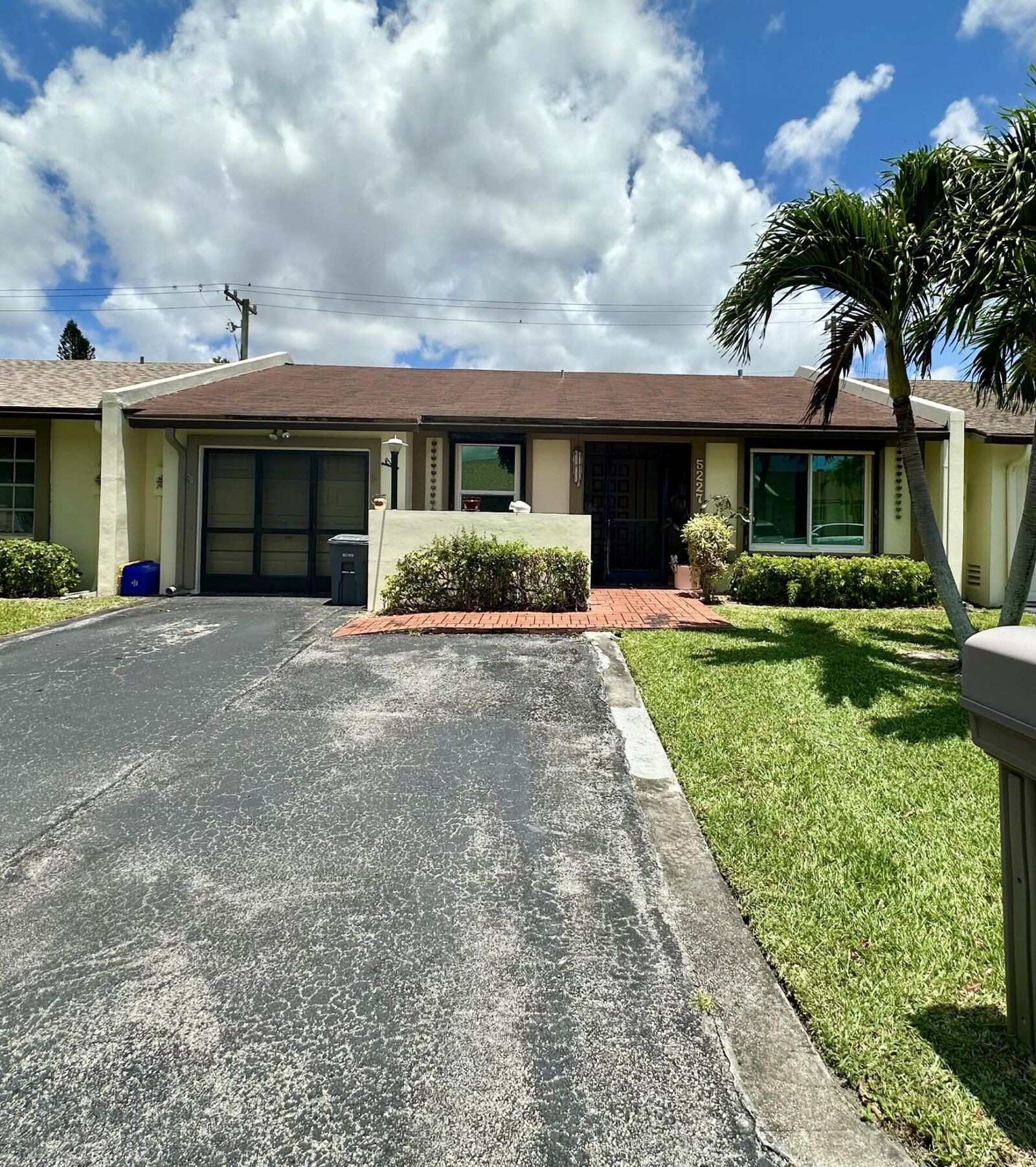 Property Photo:  5227 Copperleaf Circle  FL 33484 