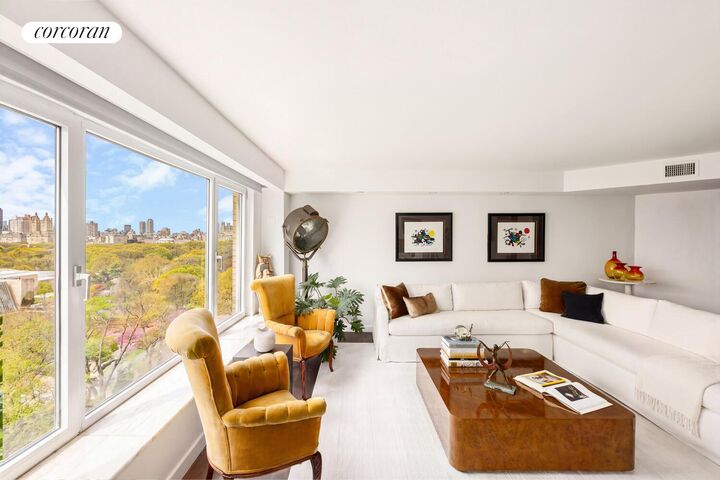 Property Photo:  1050 5th Avenue 18A  NY 10028 
