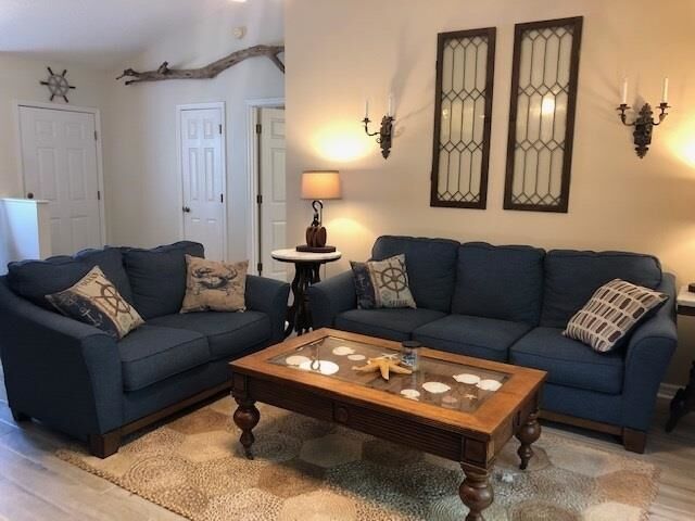 Property Photo:  84 Aloha Circle  FL 32080 