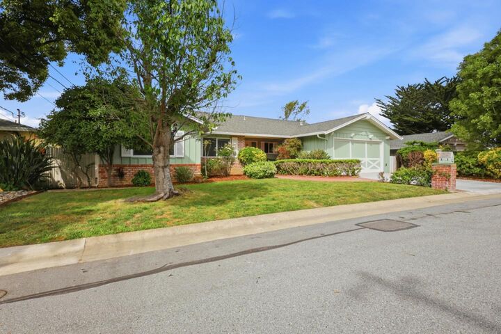 Property Photo: 3028 Greenoak Court CA 94403