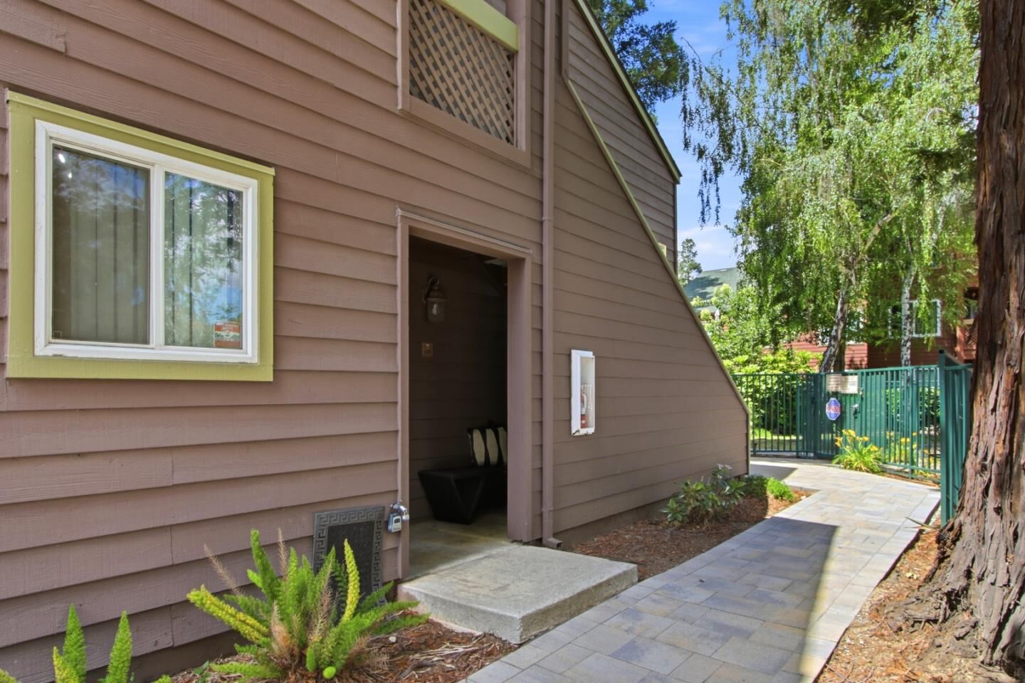 Property Photo:  678 Teatree Court  CA 95128 