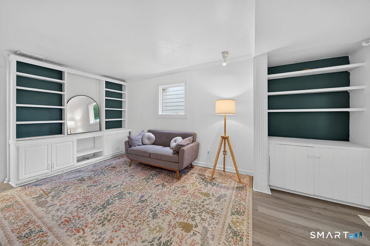 Property Photo:  134 Greenwich Avenue  CT 06519 