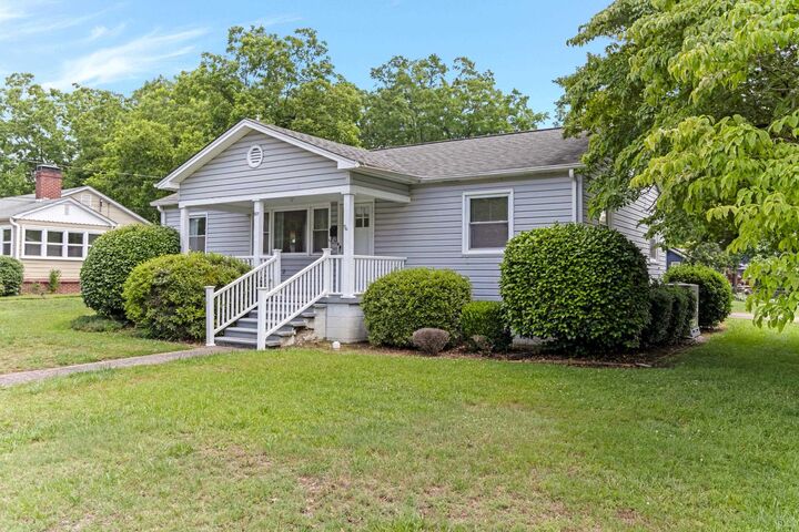 Property Photo:  807 Lyman Street  SC 29340 
