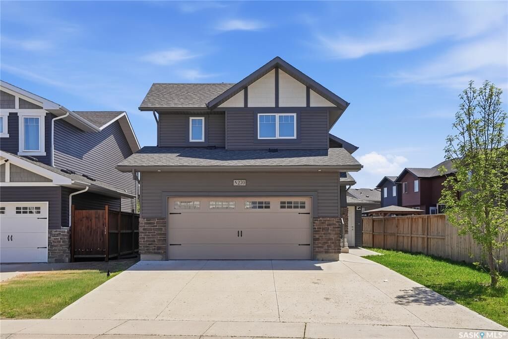 Property Photo:  270 Newton Link  SK S7V 0M8 