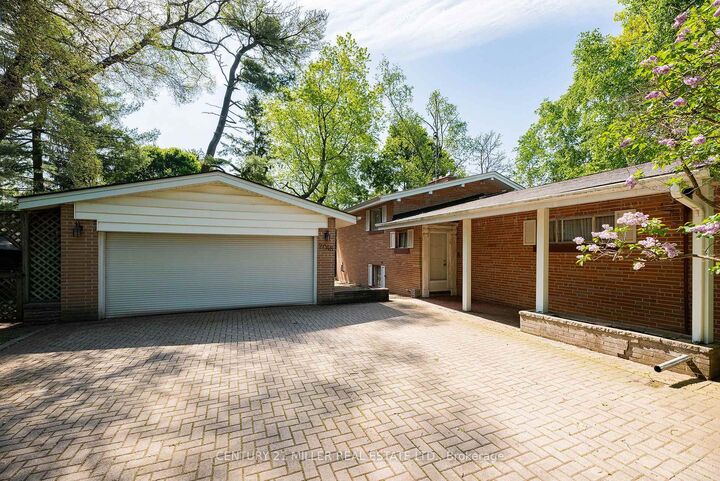 Property Photo:  2048 Elmhurst Avenue  ON L6J 1X1 