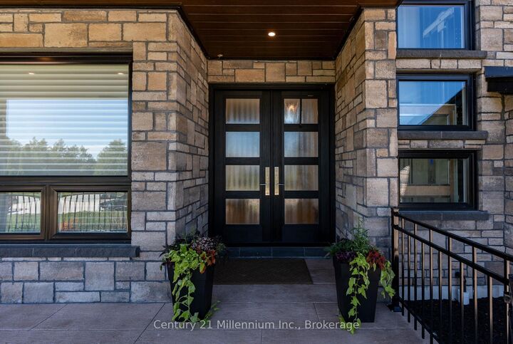 Property Photo:  549 Punkinseed Lane  ON N0H 1S0 