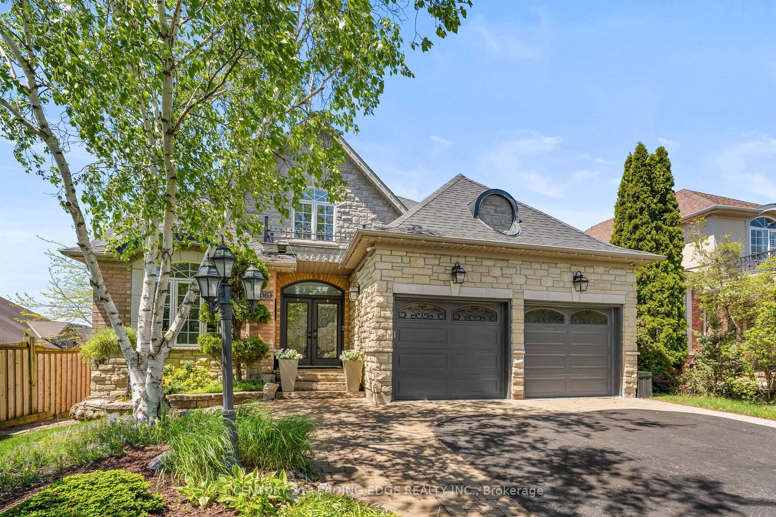 Property Photo:  106 Mackey Drive  ON L1P 1R5 