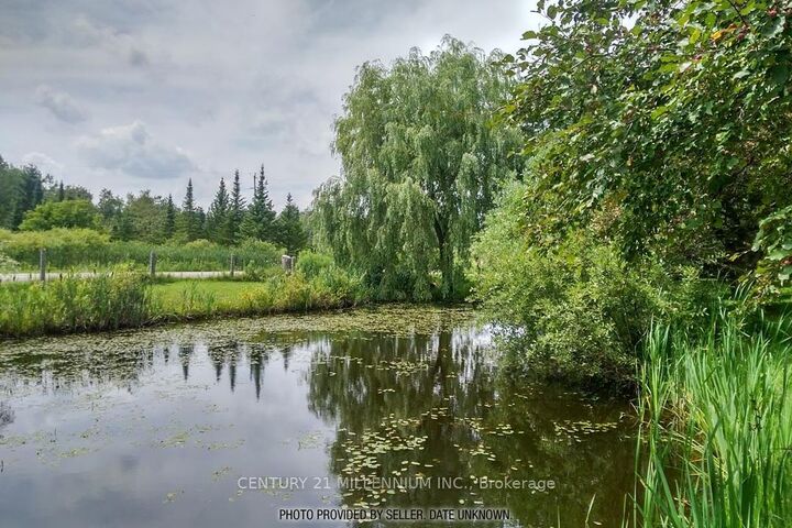 Property Photo: 18599 Horseshoe Hill Road ON L7K 2B9