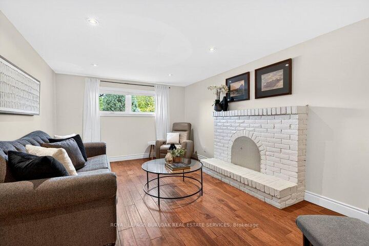 Property Photo: 758 Francis Road ON L7T 4A3