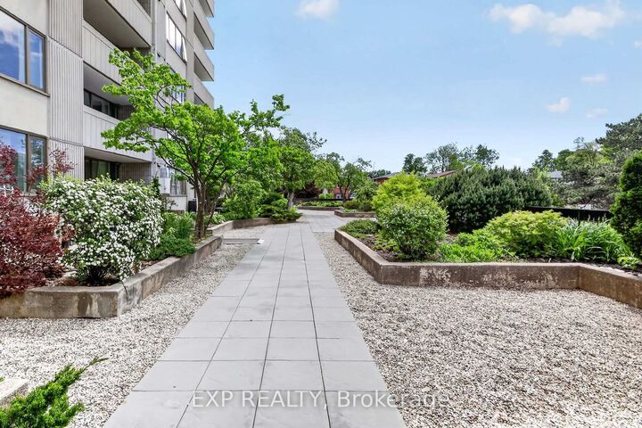 Property Photo: 2625 Regina Street 2008 ON K2B 5W8
