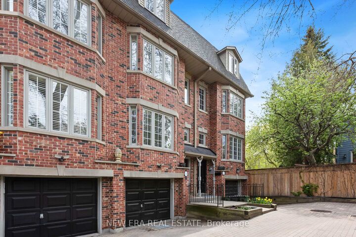 35 Spruce Street B — photo 1