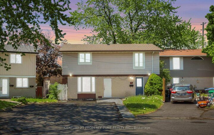 17 Hillbank Trail — photo 1