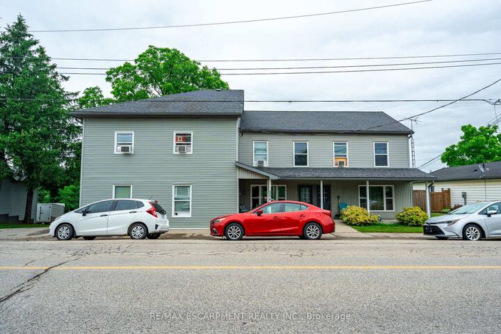 154-156 Freelton Road — photo 1