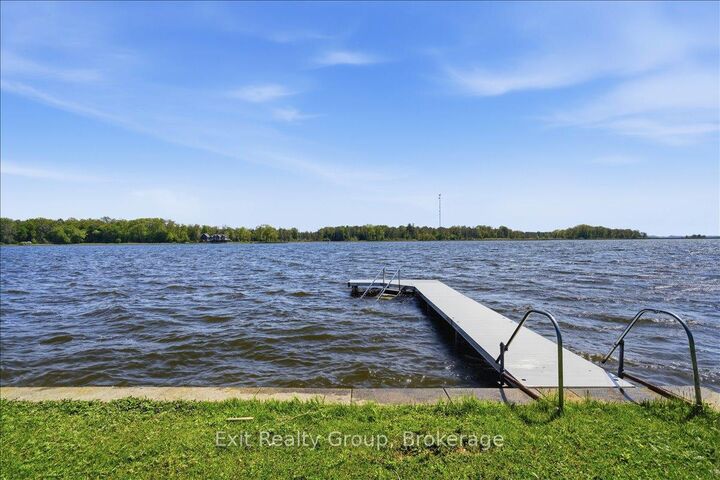 Property Photo: 33 Willow Point Road ON K0K 1H0