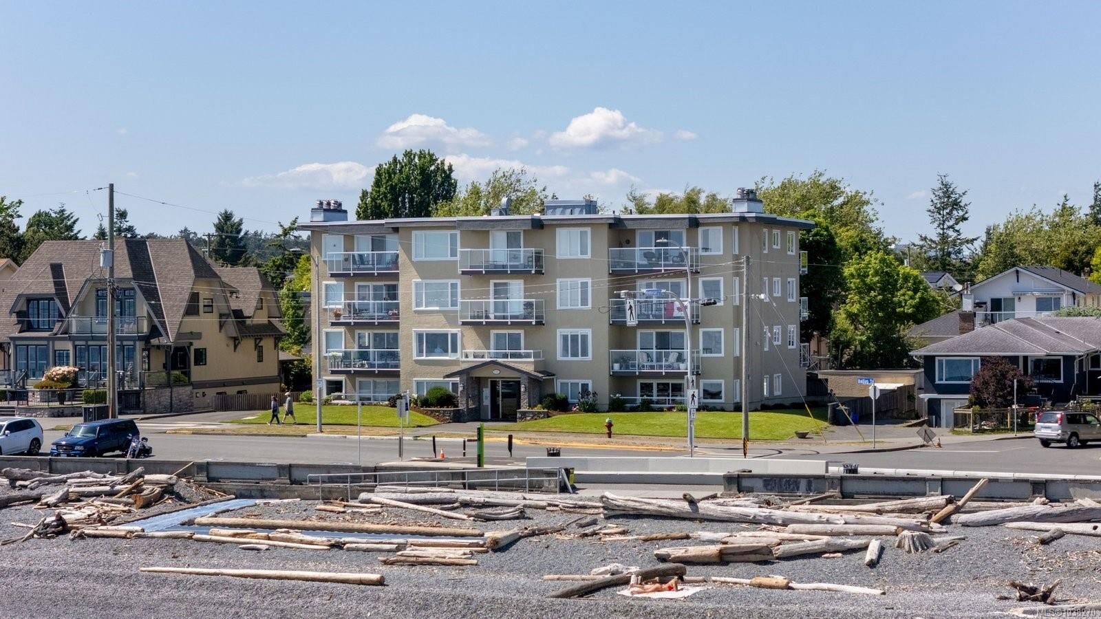 Property Photo: 1540 Dallas Rd #202 BC V8S 1A3