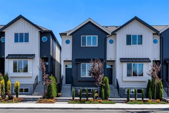 Property Photo: 10145 Fifth St #8 BC V8L 2X8