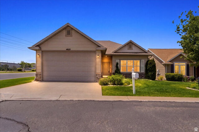 Property Photo:  4621 S Wedgewood Dr W  UT 84067 