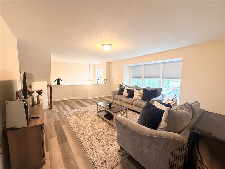 Property Photo:  122 Broadstone Dr  PA 16046 
